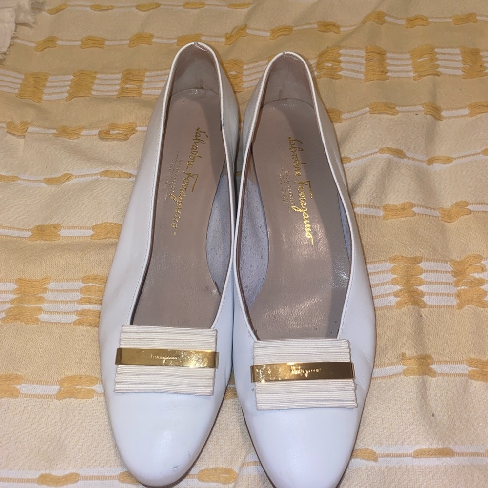 Salvatore Ferragamo White Leather Flats with Gold Accent